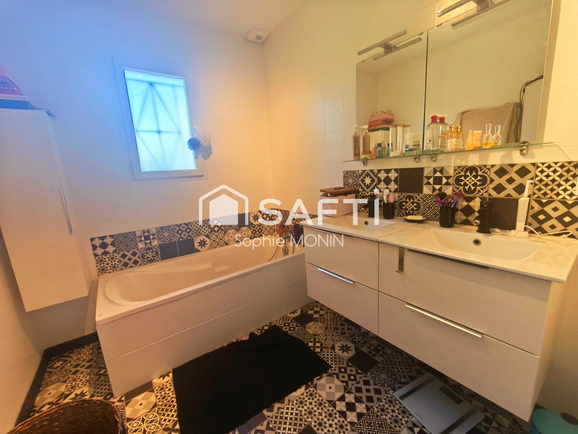 Maison à vendre, 115m², Boz