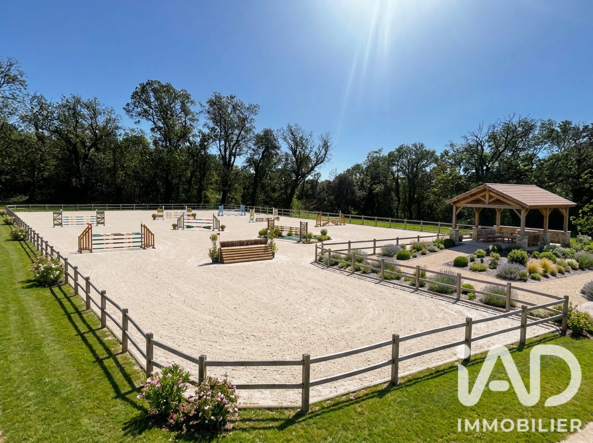 Maison à vendre, 150m², Saint-Martin-de-Crau