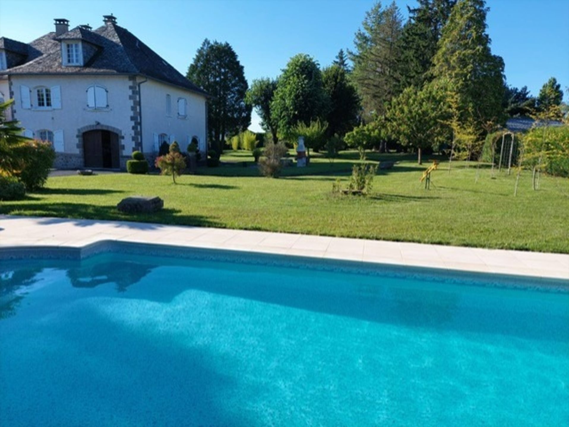 Maison à vendre, 209m², Arpajon-sur-Cère