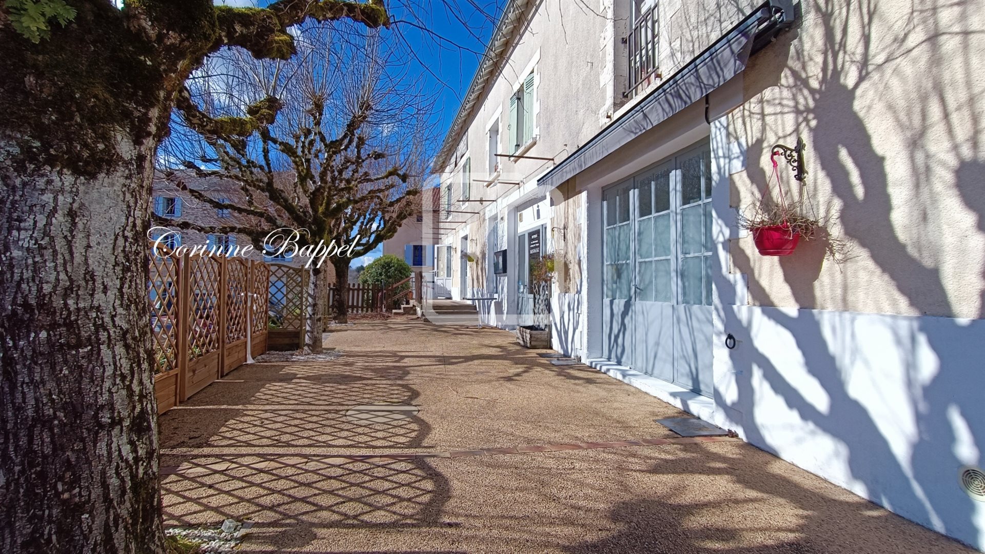 Maison à vendre, 267m², Saint-Jory-de-Chalais