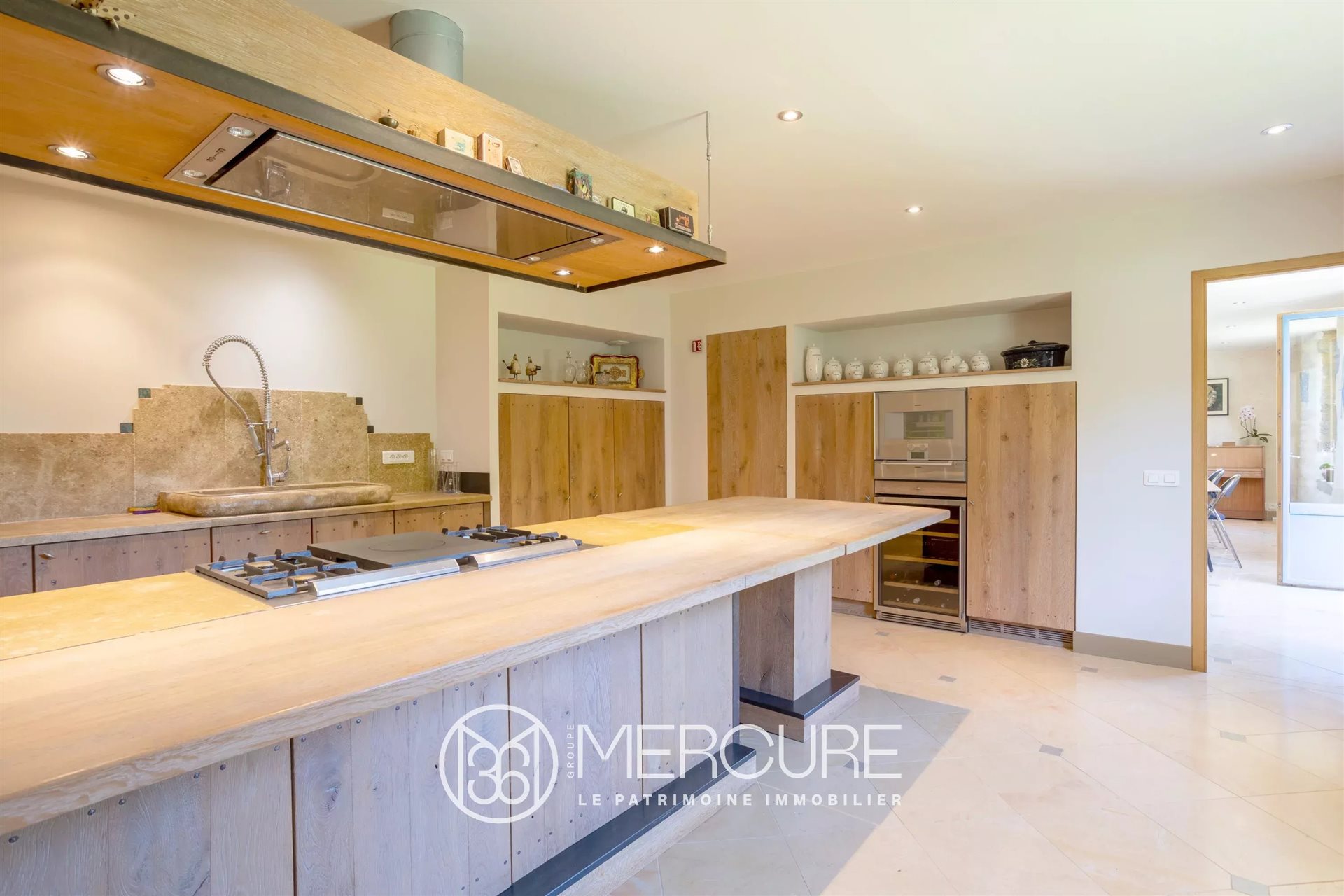 Maison à vendre, 557m², Ergué-Gabéric