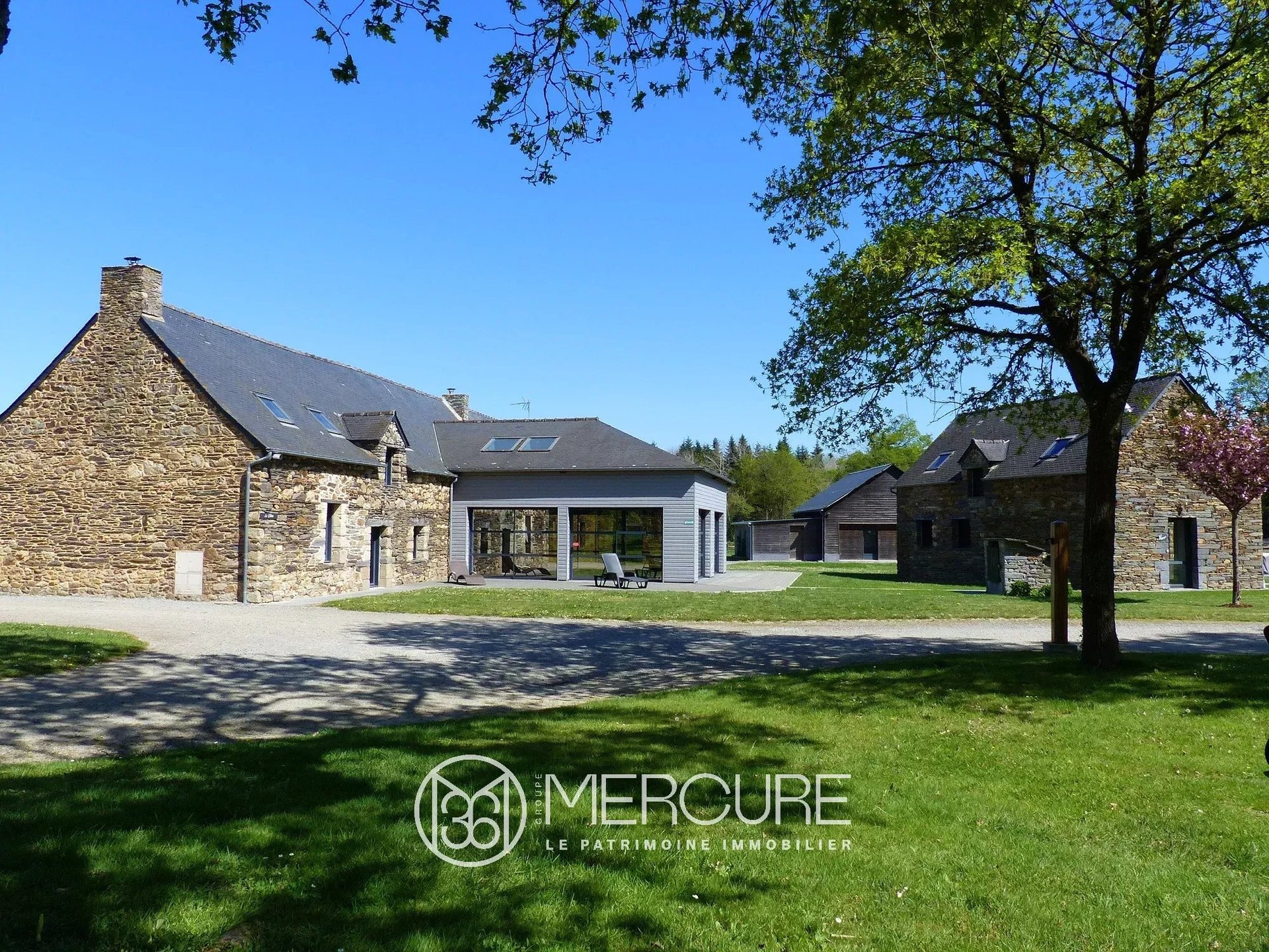 Maison à vendre, 406m², La Gacilly
