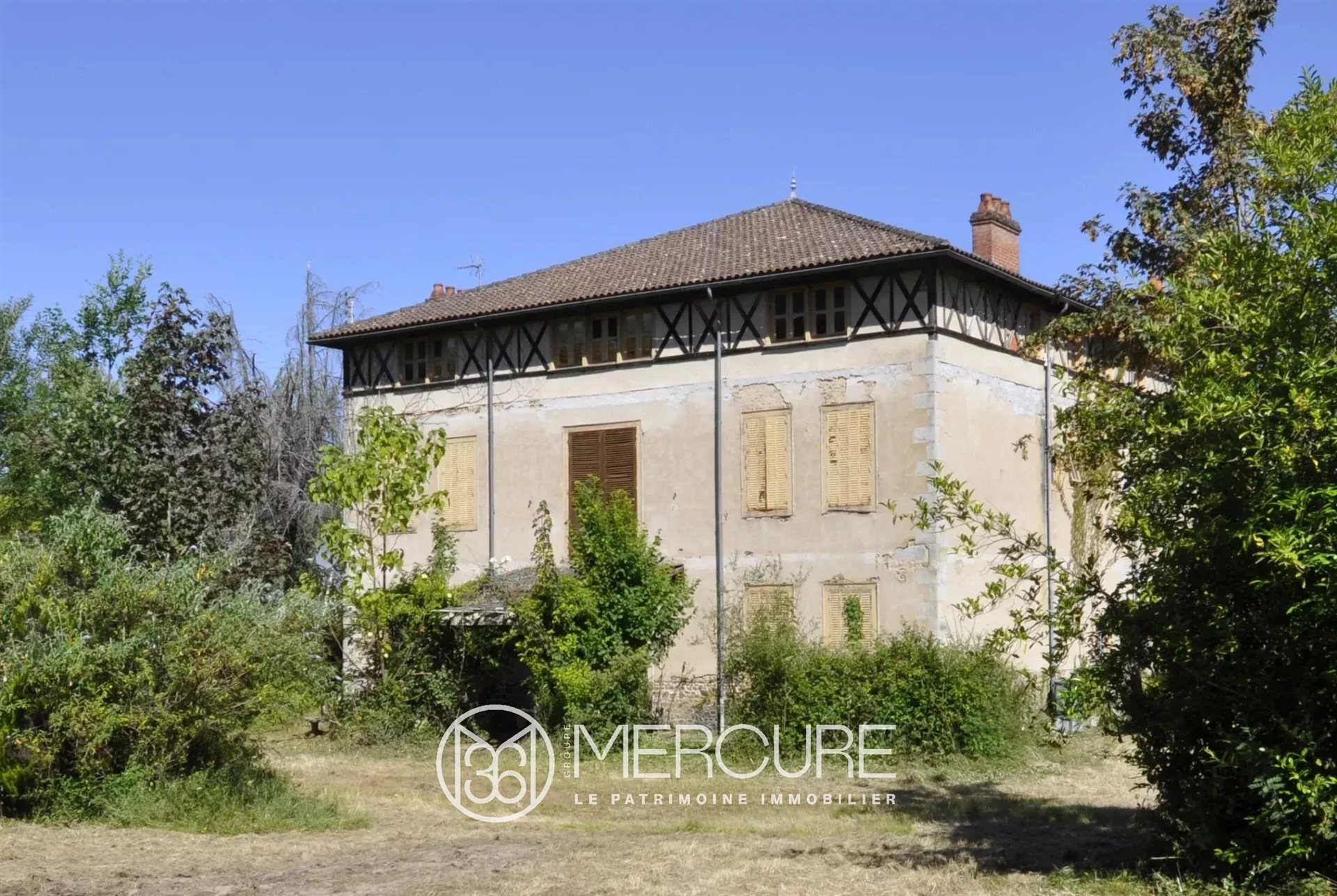 Maison à vendre, 453m², Saint-Léonard-de-Noblat