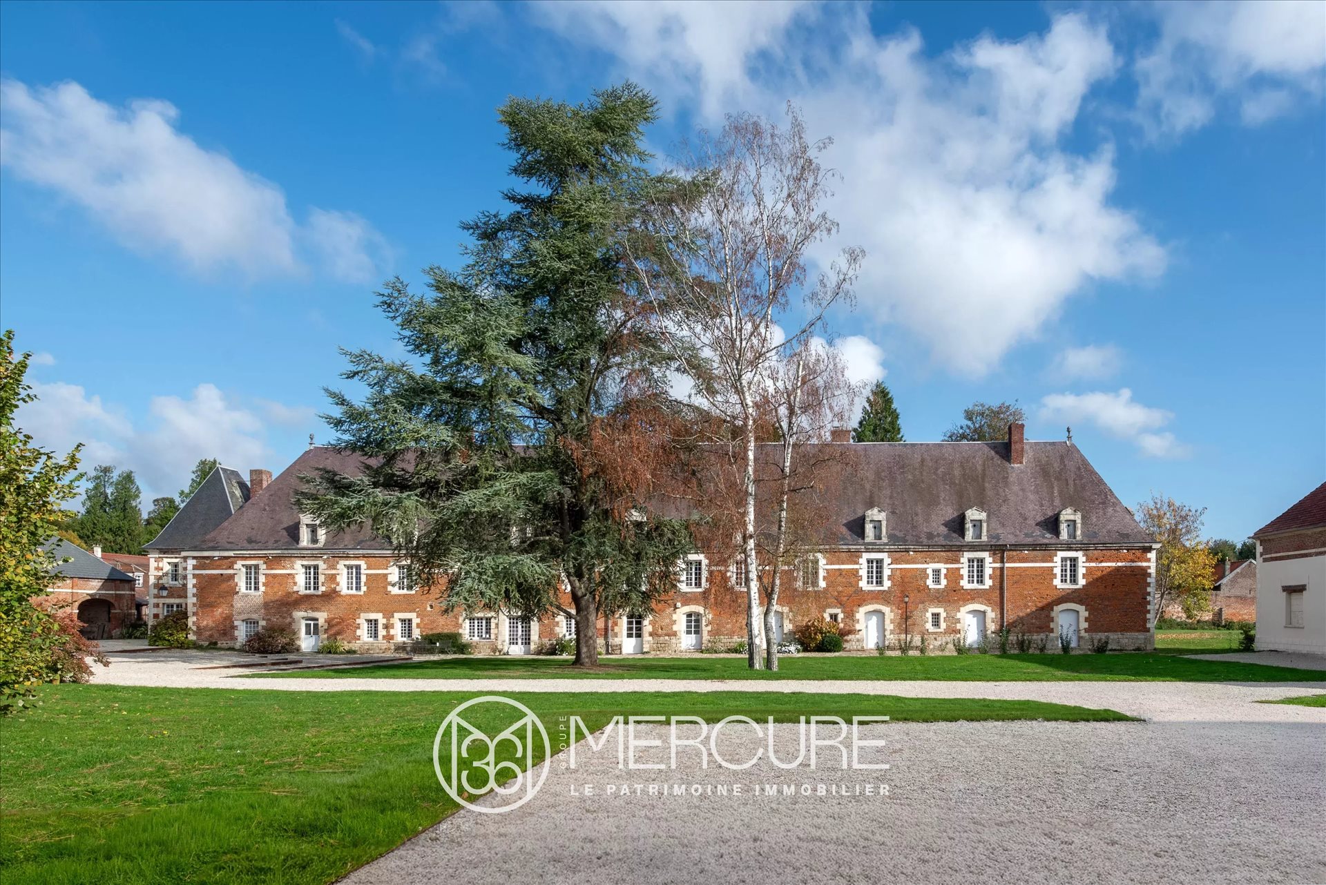 Maison à vendre, 1029m², Noyon