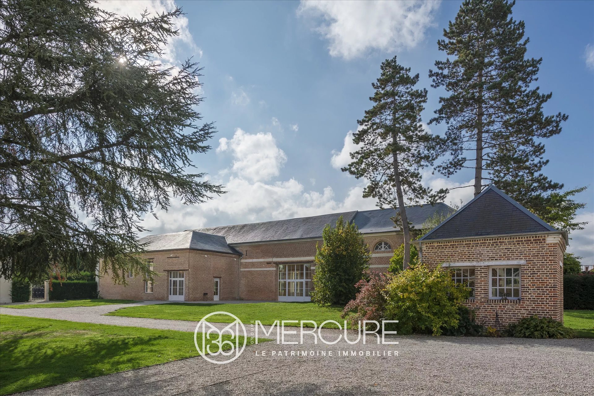 Maison à vendre, 1029m², Noyon