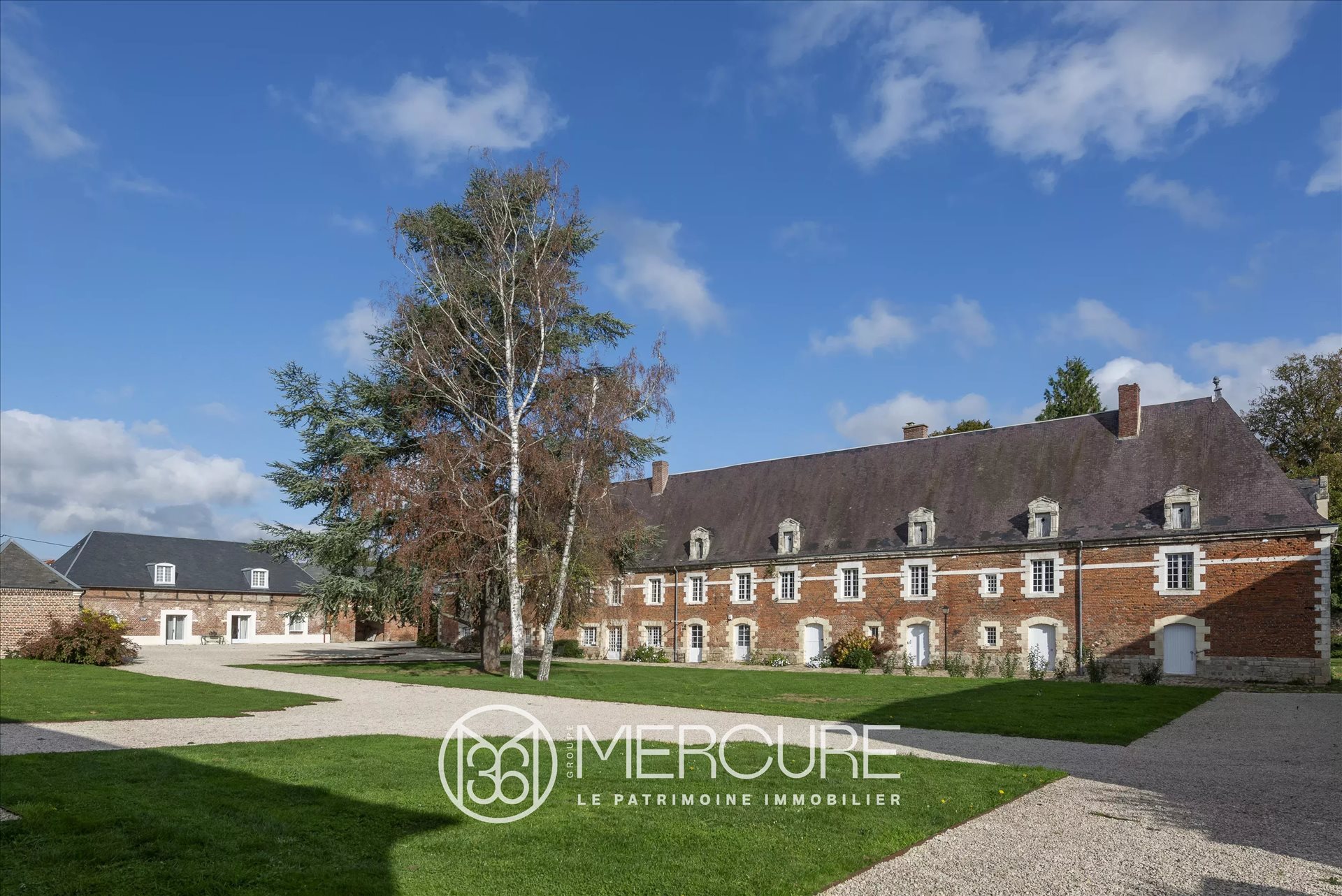 Maison à vendre, 1029m², Noyon