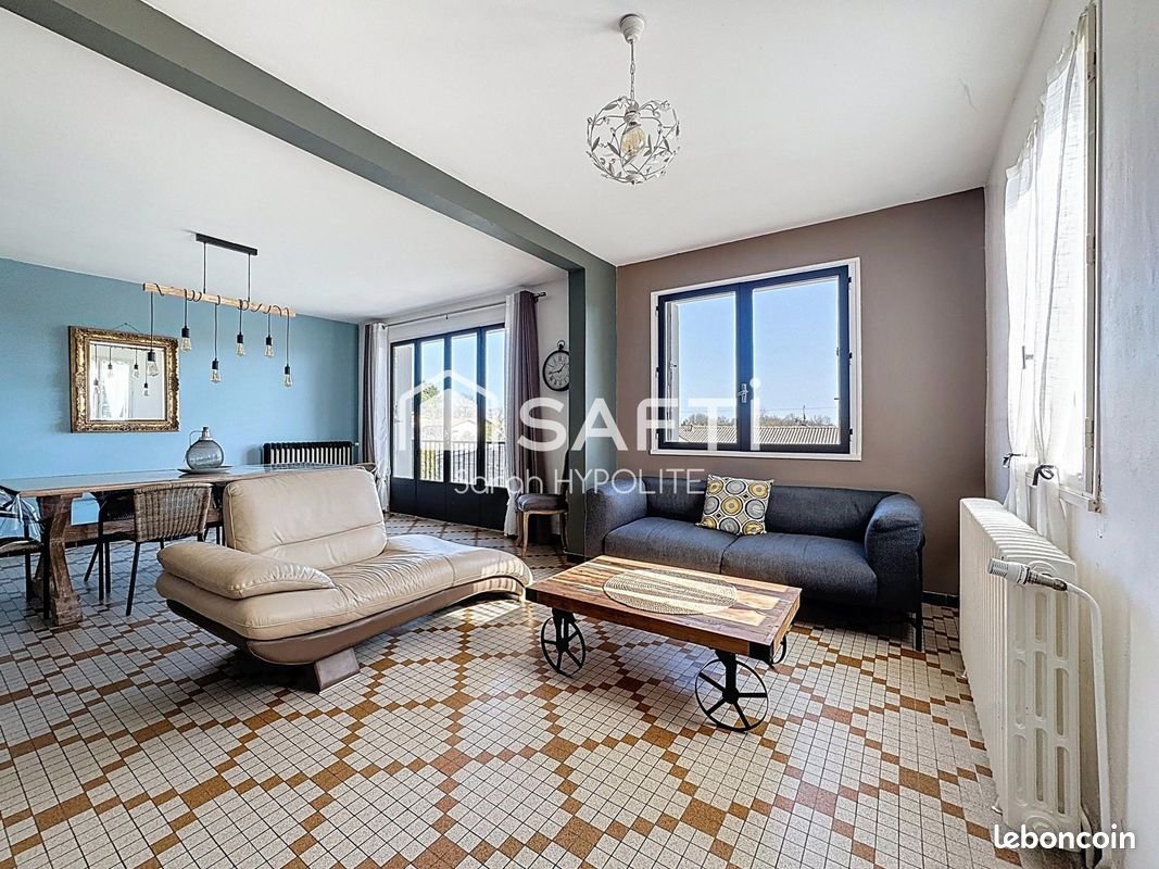 Maison à vendre, 167m², Salleboeuf