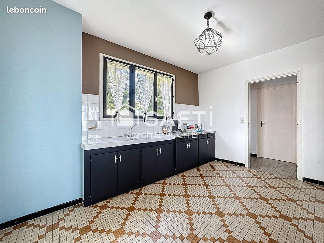 Maison à vendre, 167m², Salleboeuf