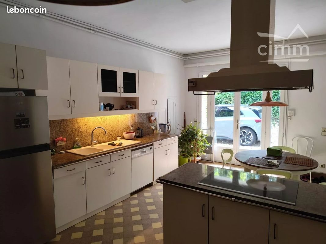 Maison à vendre, 248m², Saclas