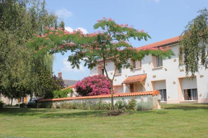 Maison à vendre, 380m², Chemillé-en-Anjou