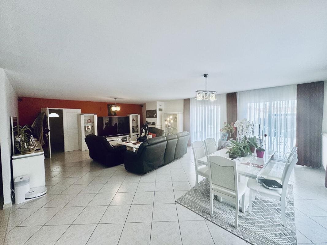Maison à vendre, 198m², Mortagne-sur-Sèvre