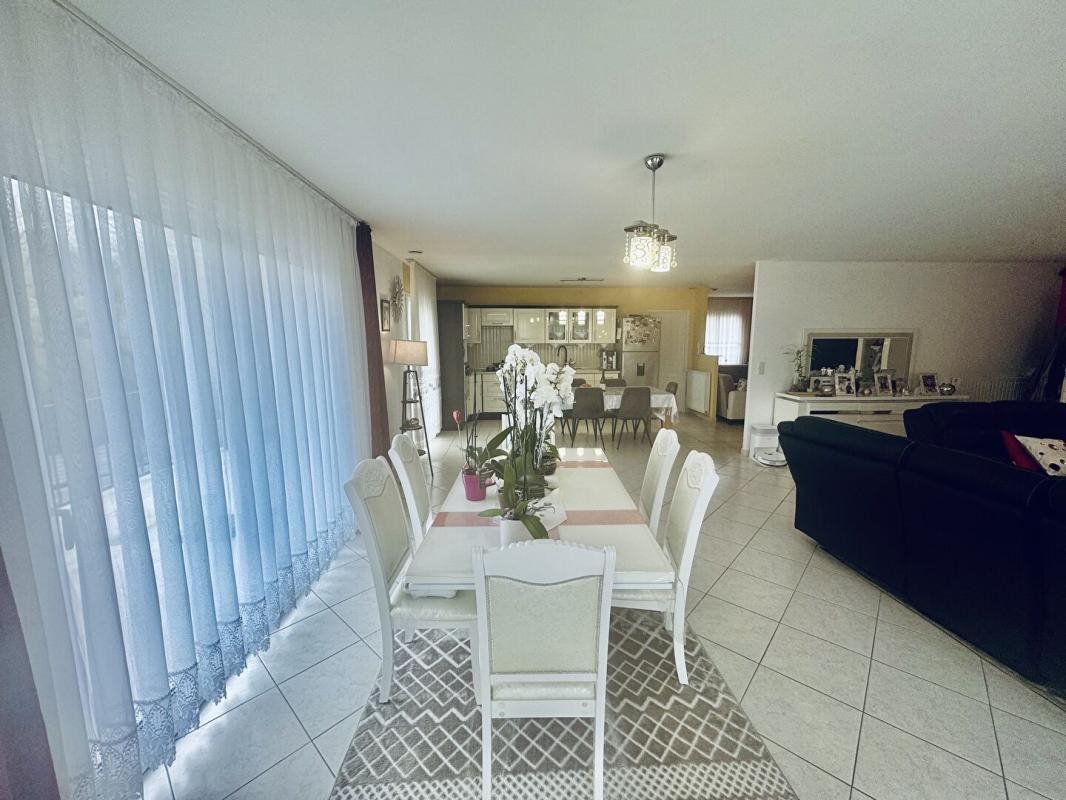 Maison à vendre, 198m², Mortagne-sur-Sèvre