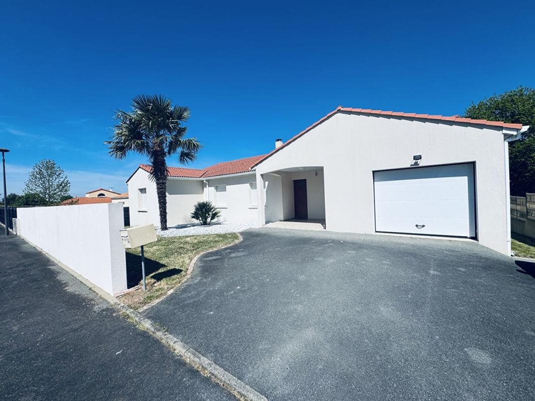 Maison à vendre, 198m², Mortagne-sur-Sèvre