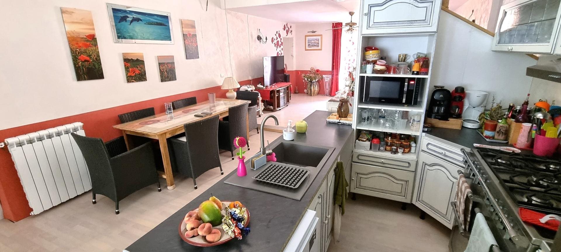 Maison à vendre, 174m², Coursan