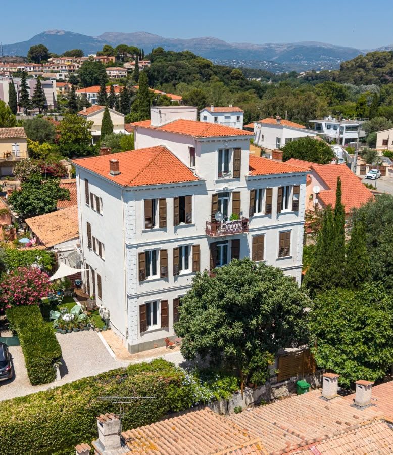 Maison à vendre, 590m², Villeneuve-Loubet