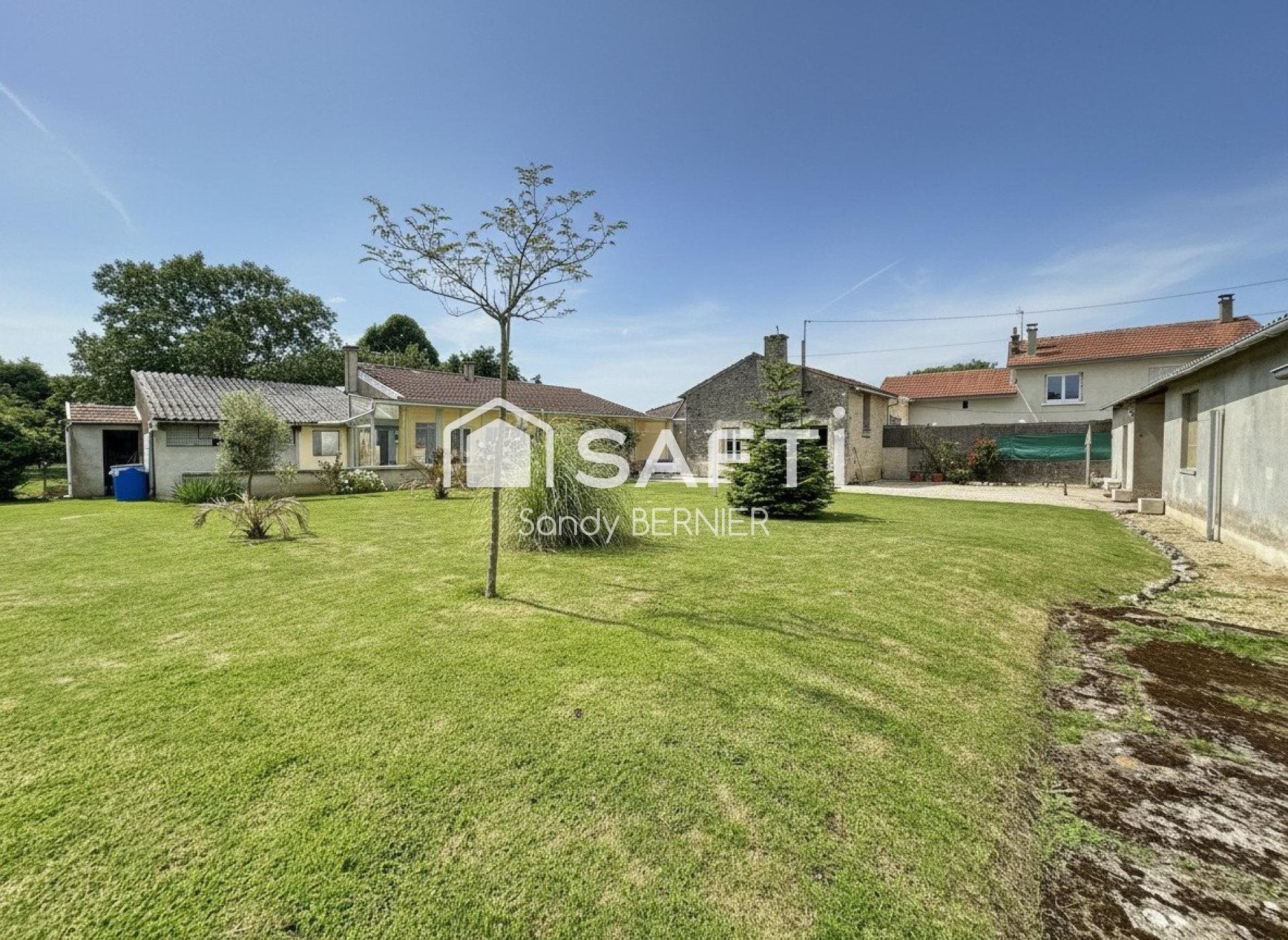 Maison à vendre, 58m², Roches-Prémarie-Andillé