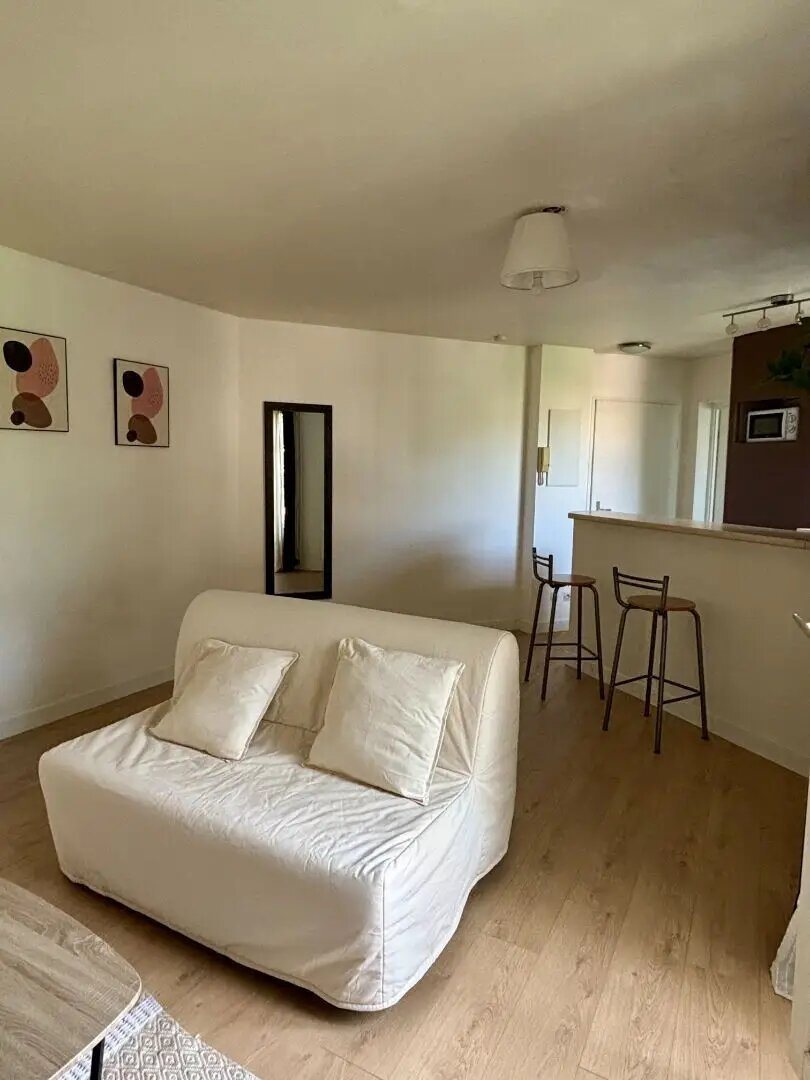 Appartement à louer, 29m², Thiais