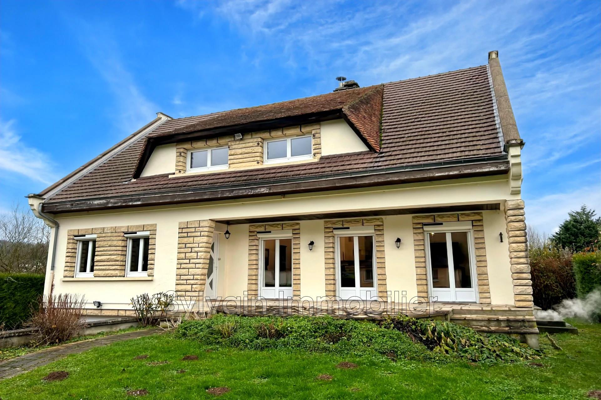 Maison à vendre, 180m², Songeons