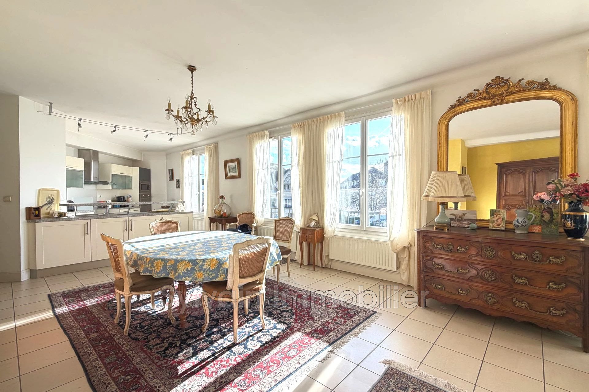 Appartement à vendre, 142m², Beauvais