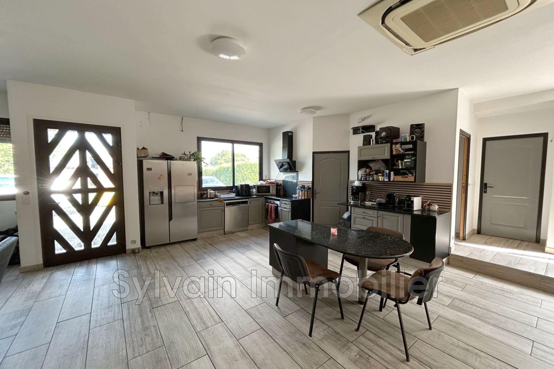 Maison à vendre, 196m², Formerie