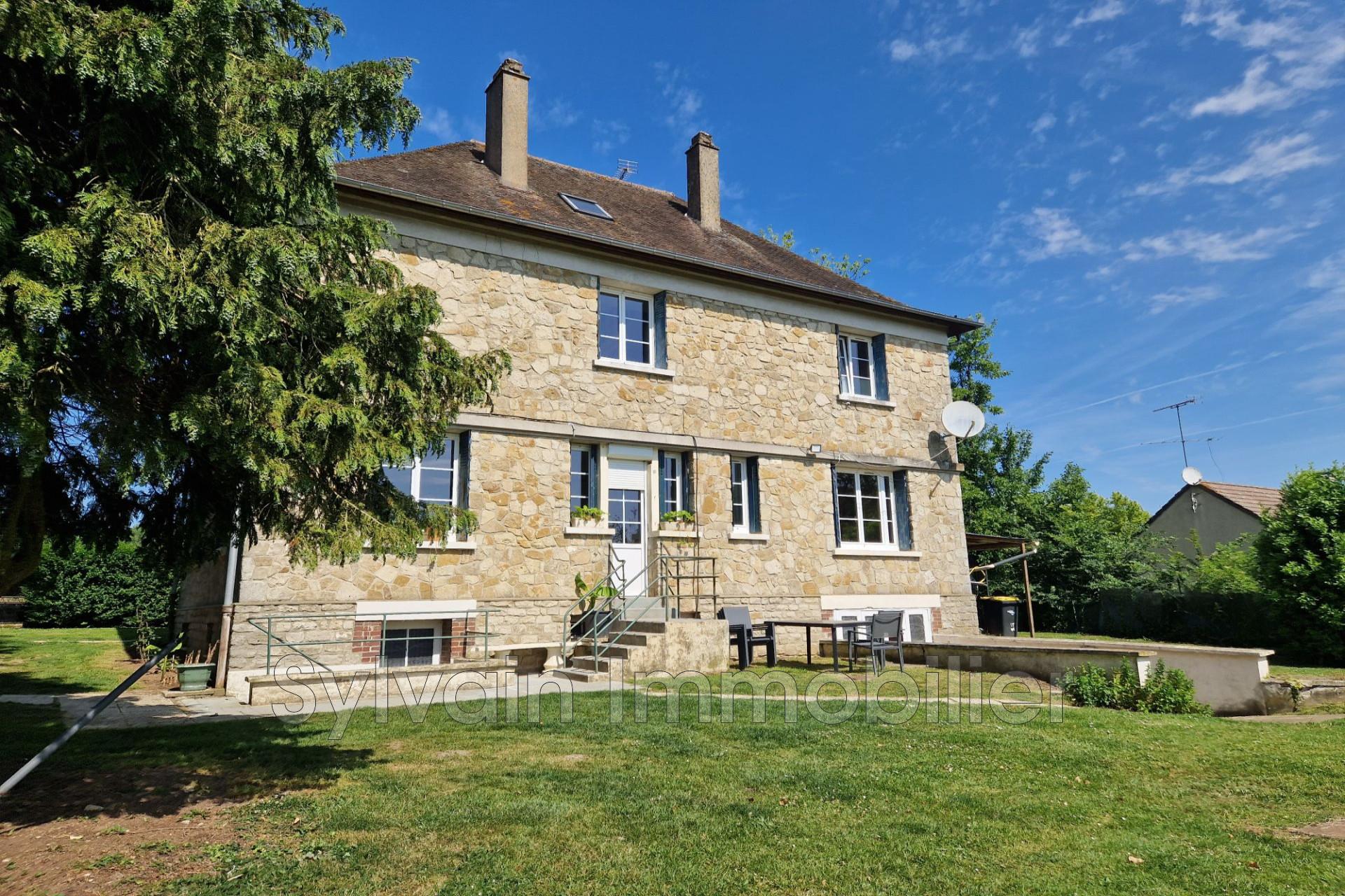 Maison à vendre, 216m², Saint-Germer-de-Fly