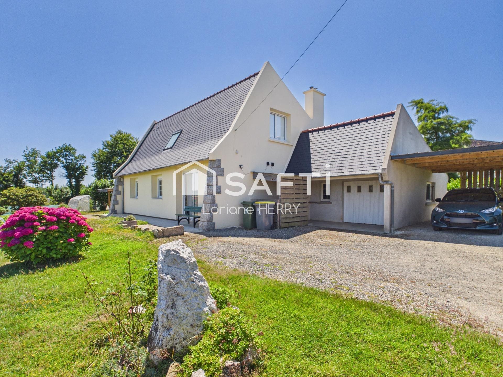Maison à vendre, 135m², Lampaul-Guimiliau