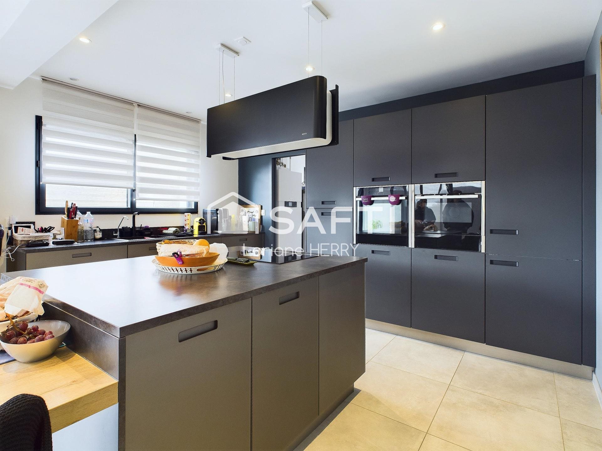 Maison à vendre, 172m², Sibiril