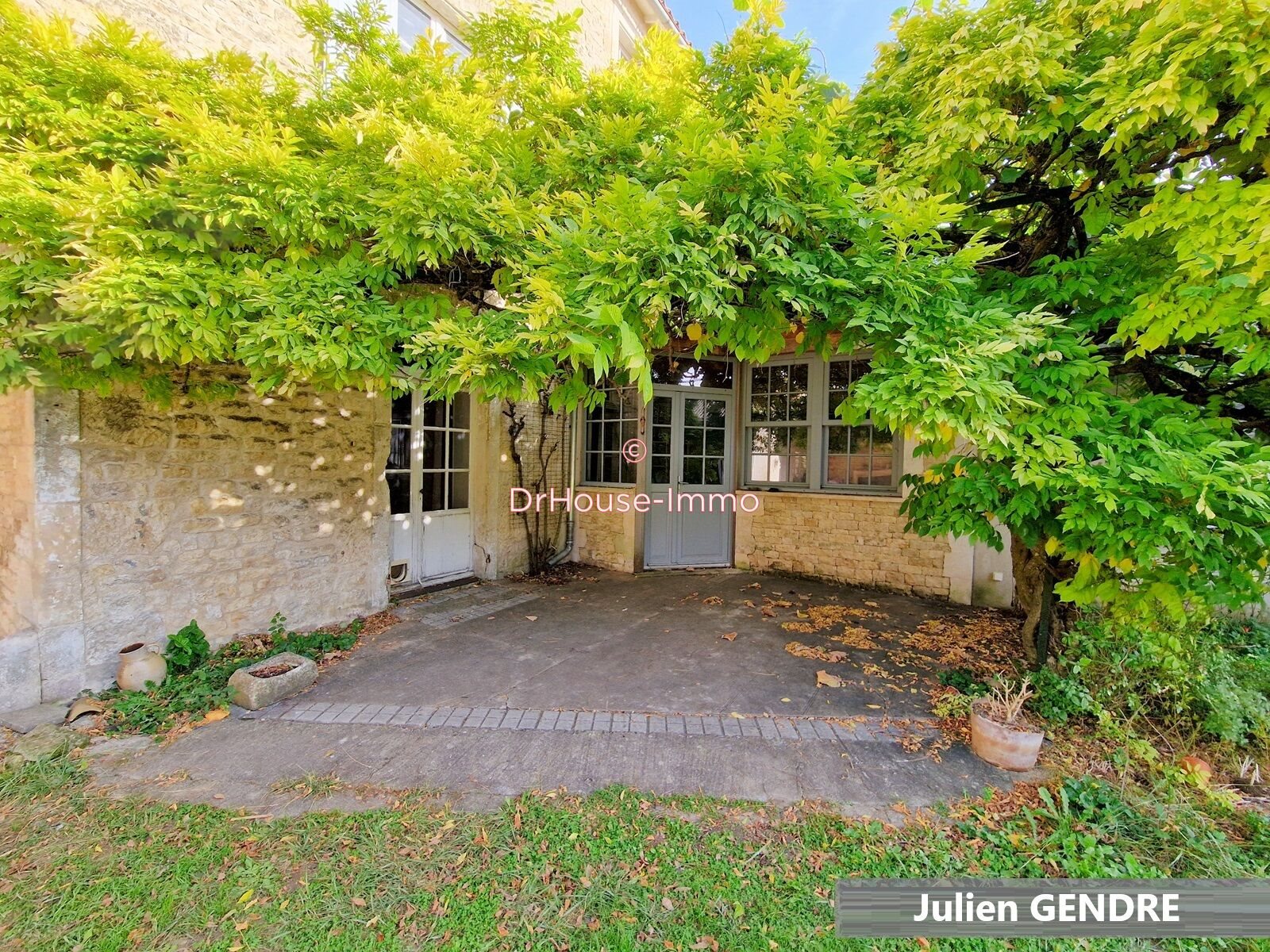 Maison à vendre, 337m², Brioux-sur-Boutonne