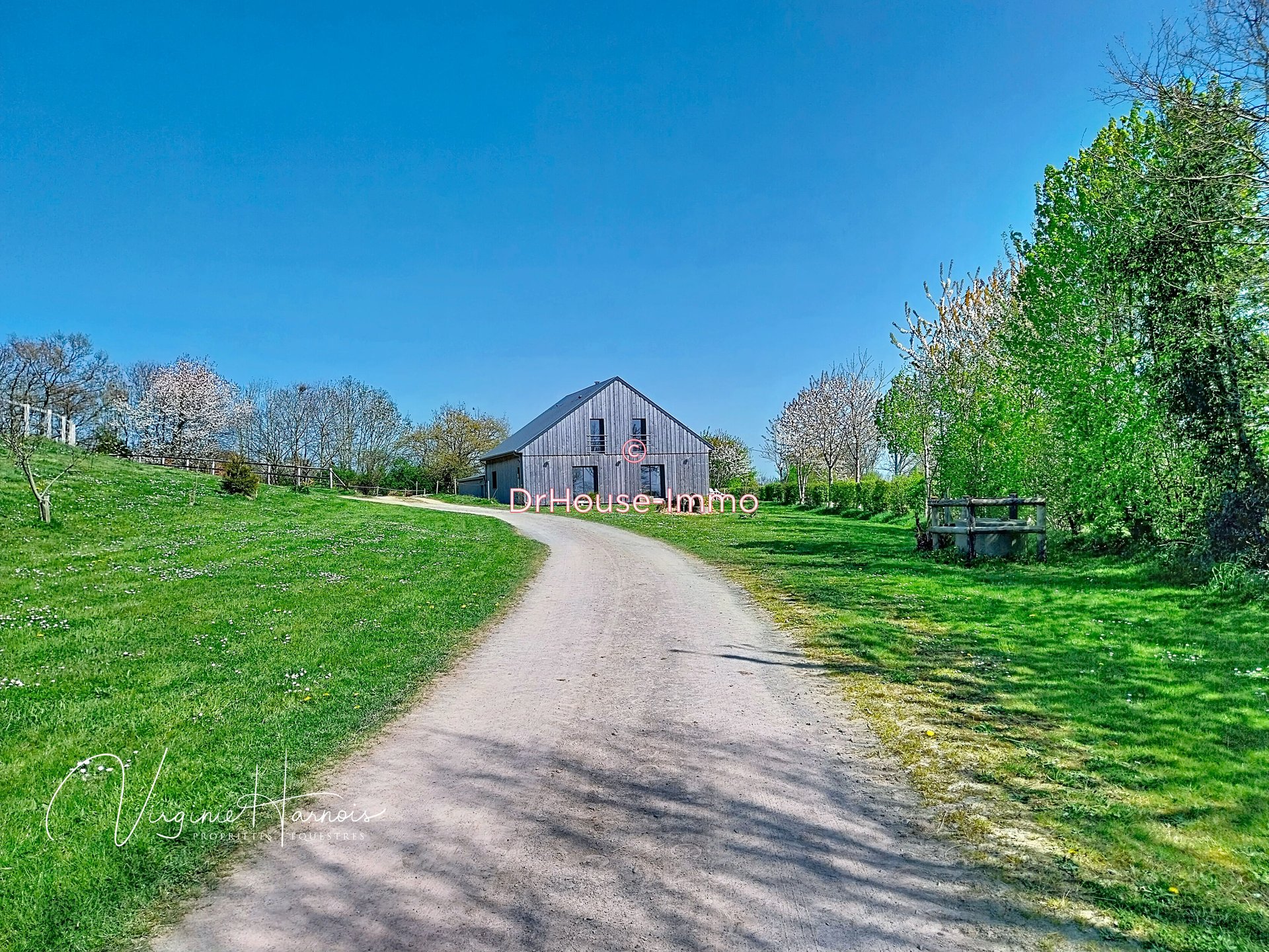 Maison à vendre, 144m², Dragey-Ronthon
