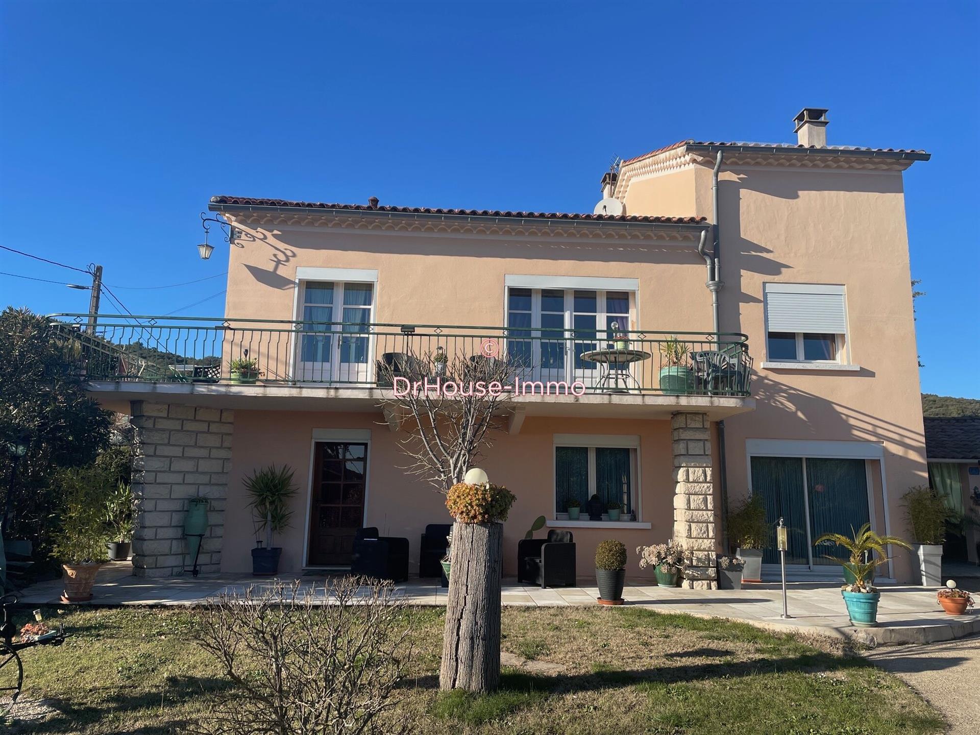 Maison à vendre, 184m², Saint-Privat-des-Vieux