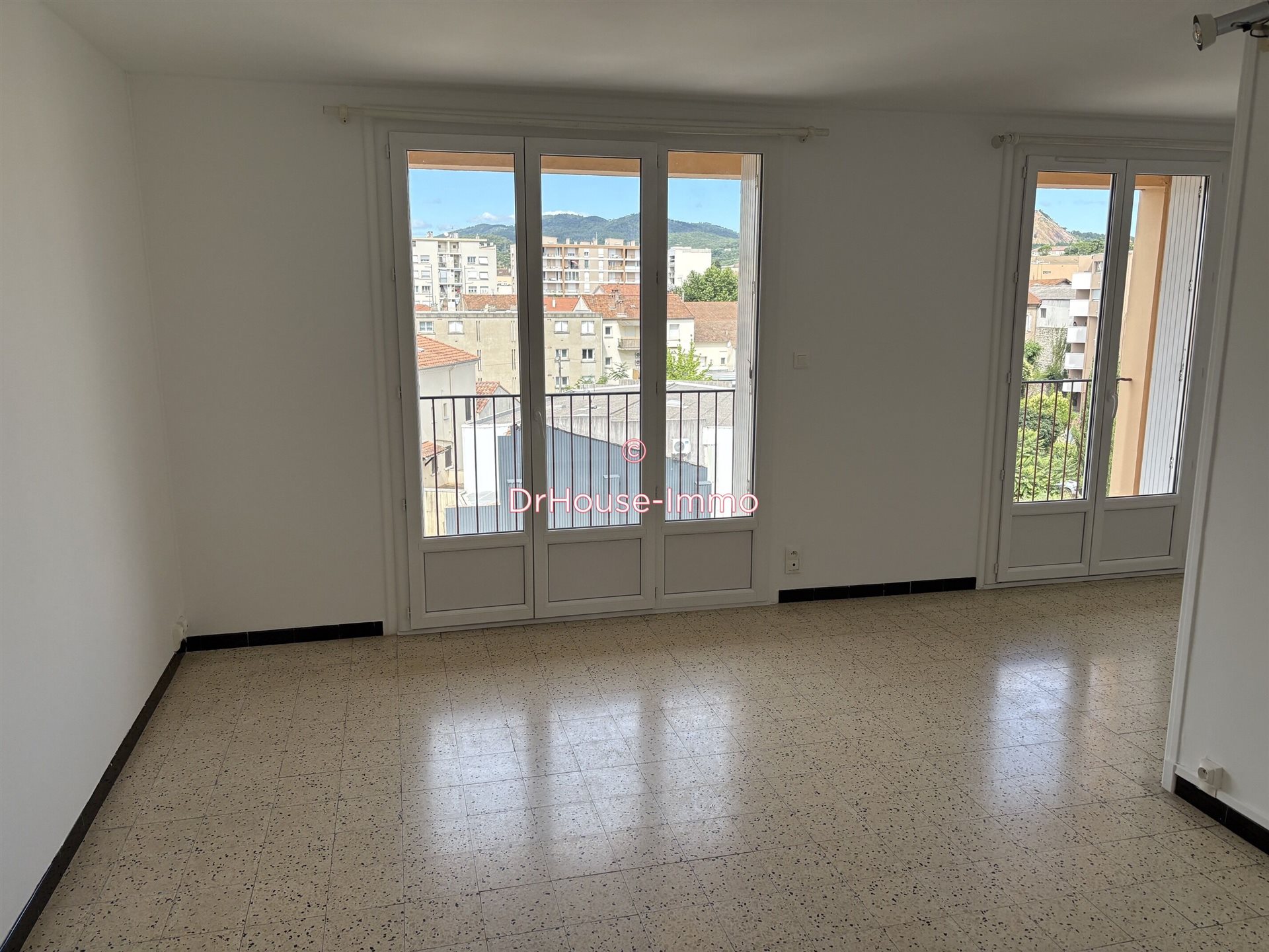 Appartement à vendre, 69m², Alès