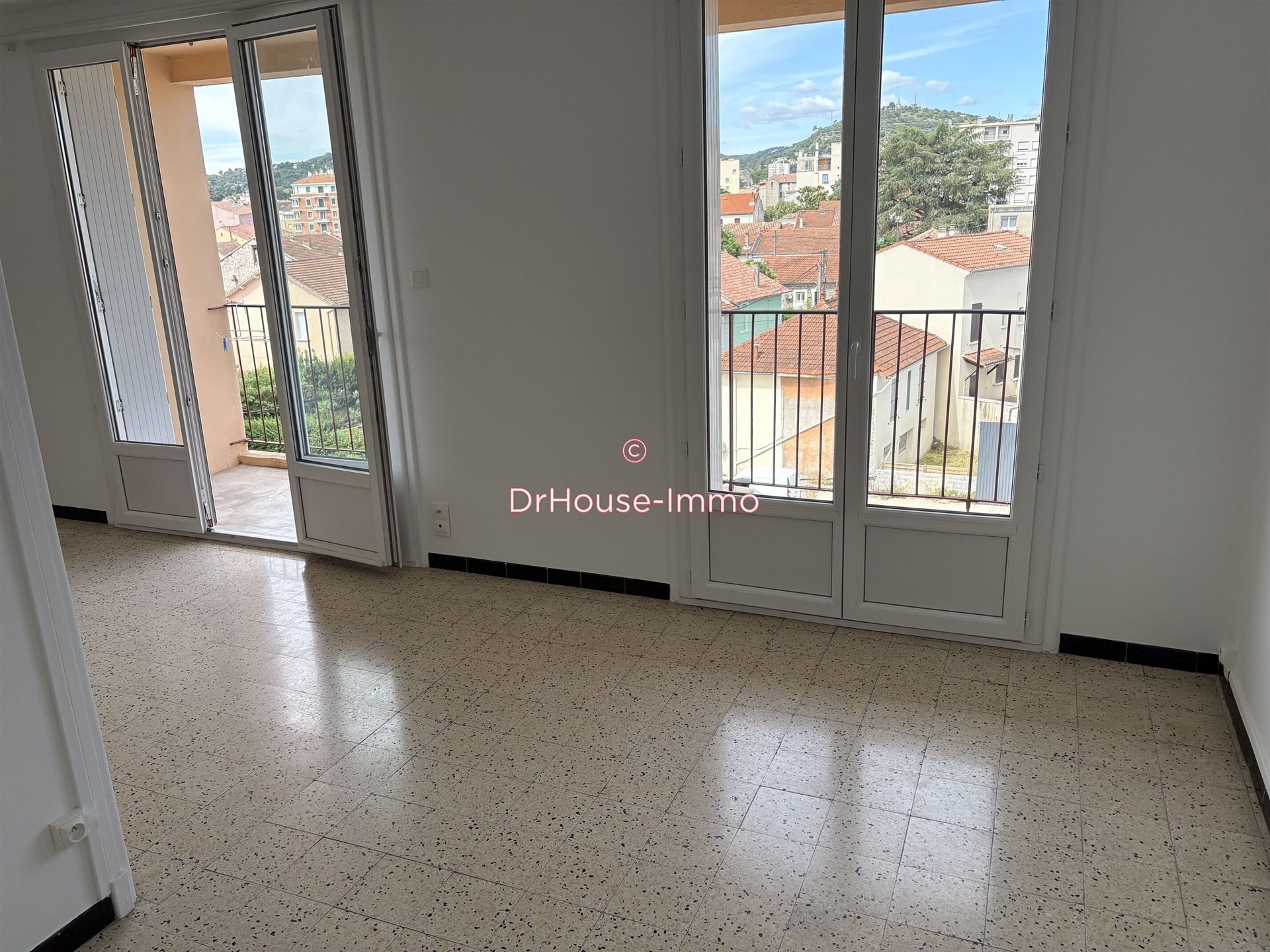 Appartement à vendre, 69m², Alès