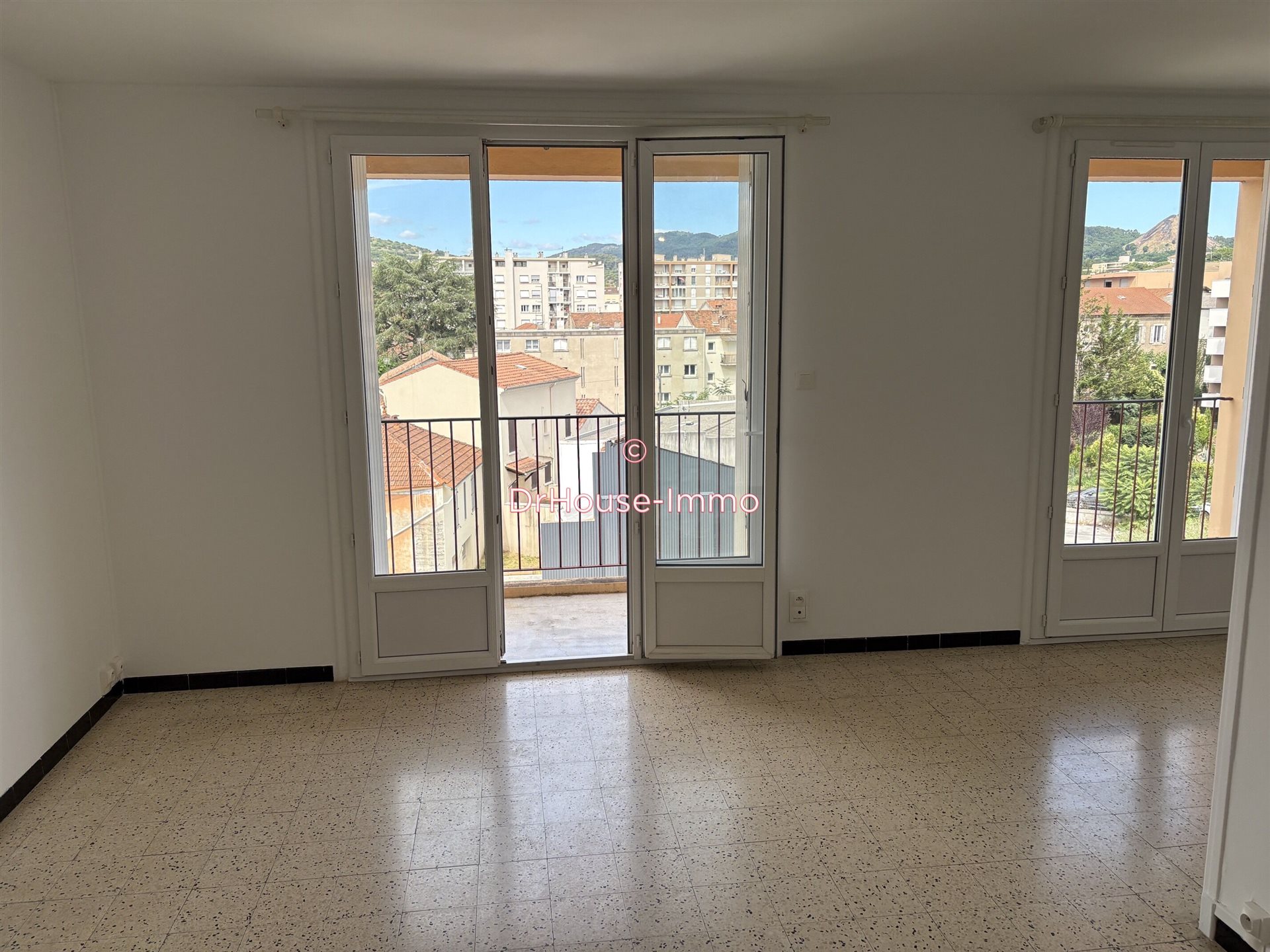 Appartement à vendre, 69m², Alès