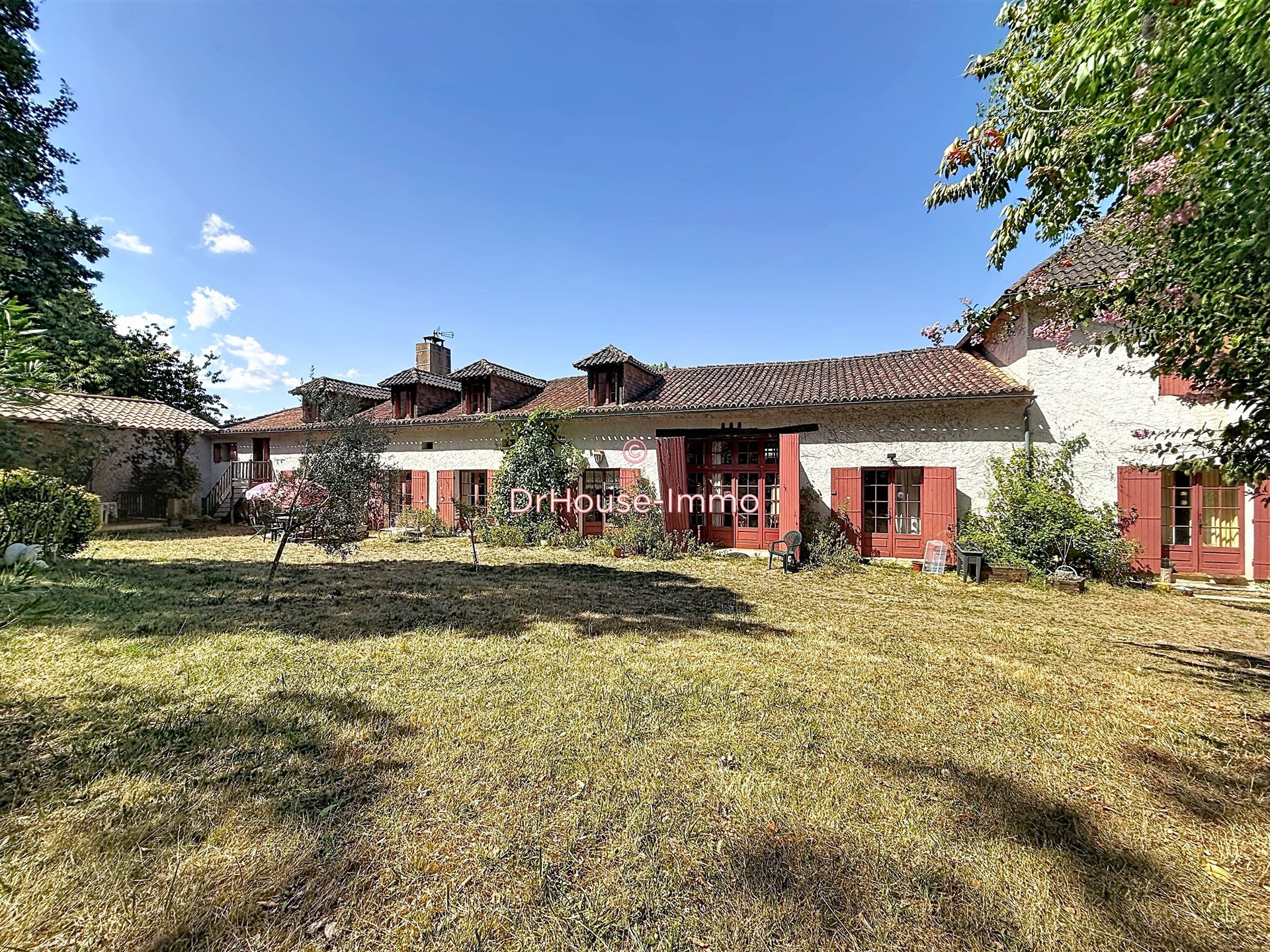 Maison à vendre, 500m², Neuvic