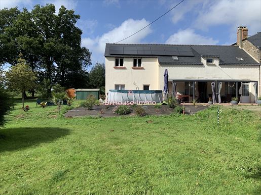 5 pièces 144 m² · à Saint-Malo-des-Trois-Fontaines · 144 m² · 205 000 €