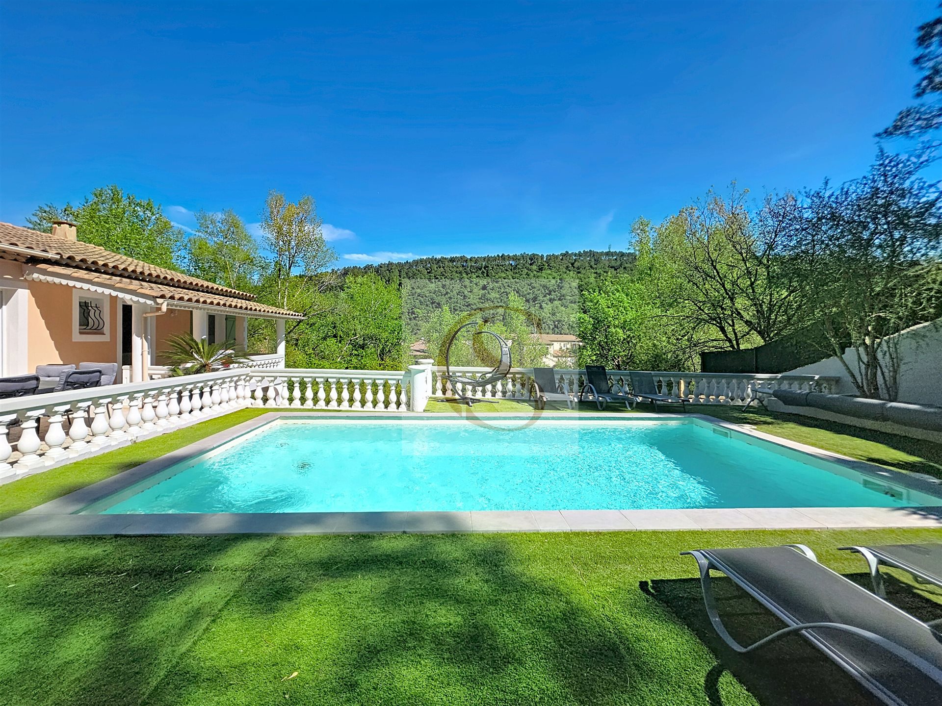 Maison à vendre, 200m², Vidauban