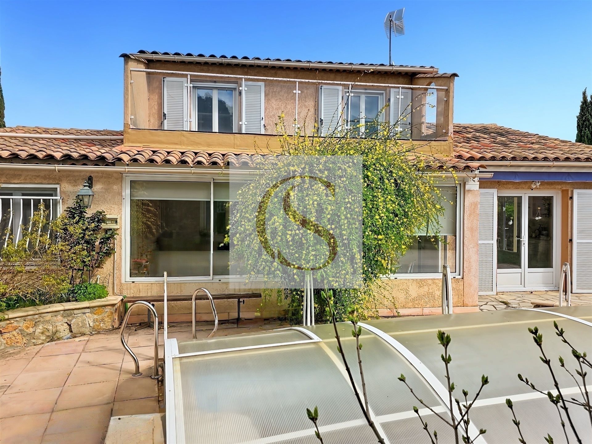 Maison à vendre, 130m², Lorgues