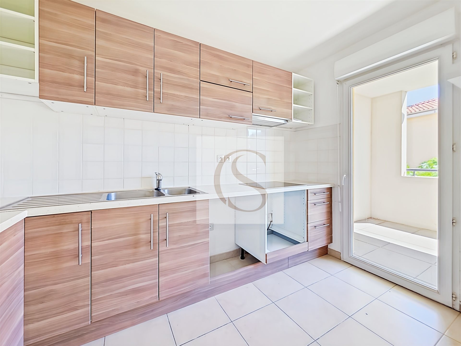 Appartement à vendre, 83m², Fréjus