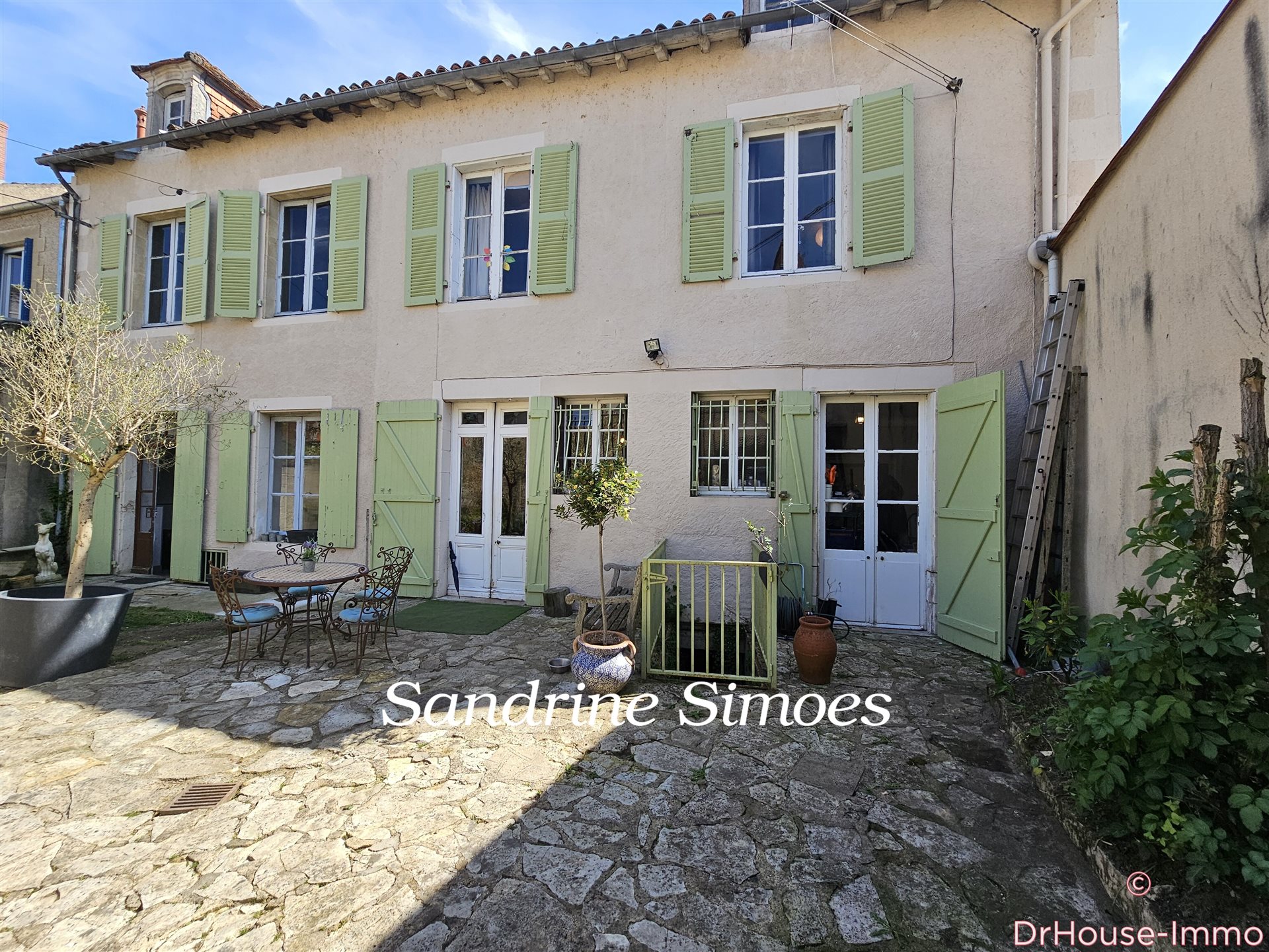 Maison à vendre, 290m², Montmorillon