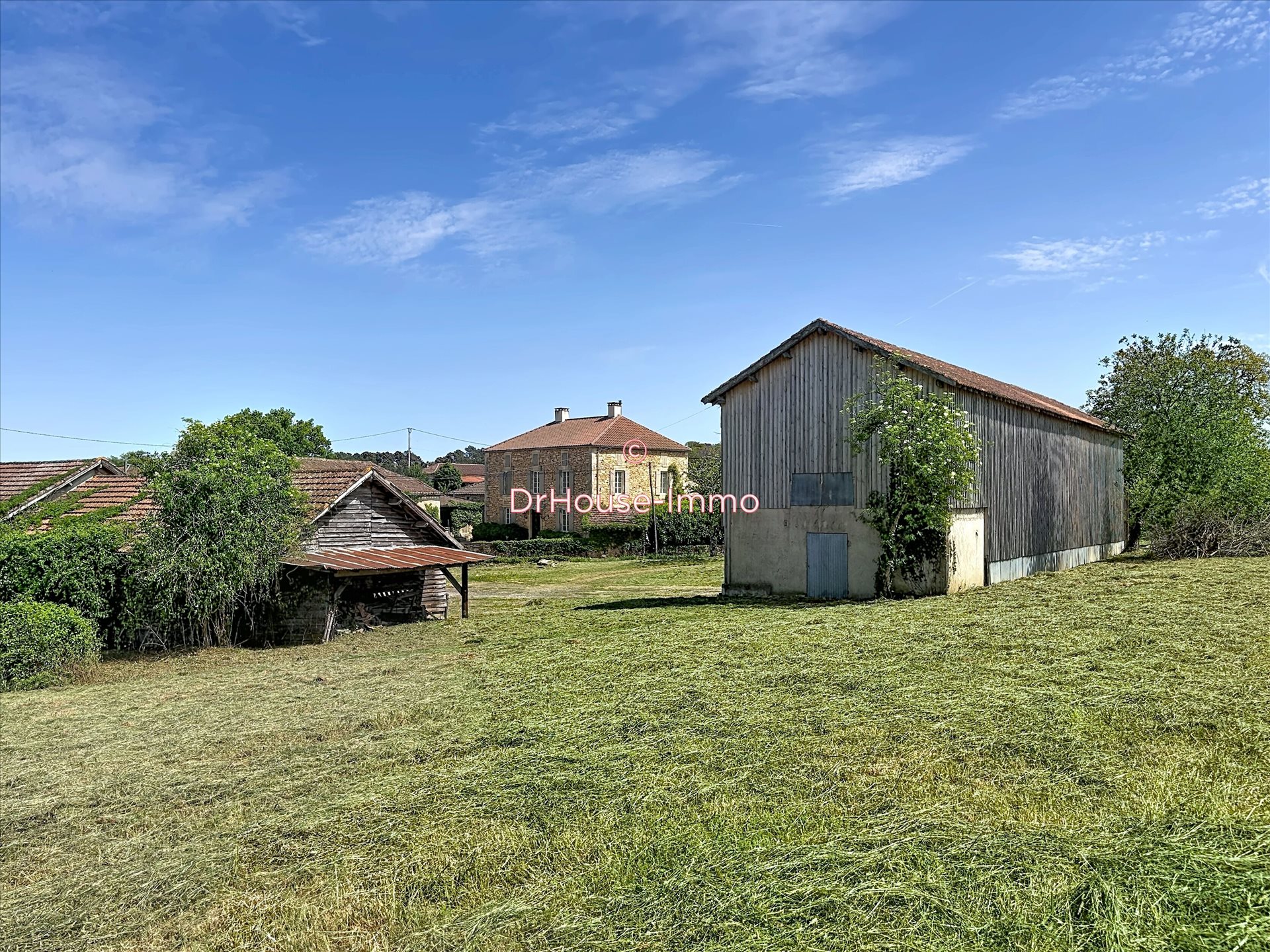 Maison à vendre, 360m², Saint-Front-sur-Lémance