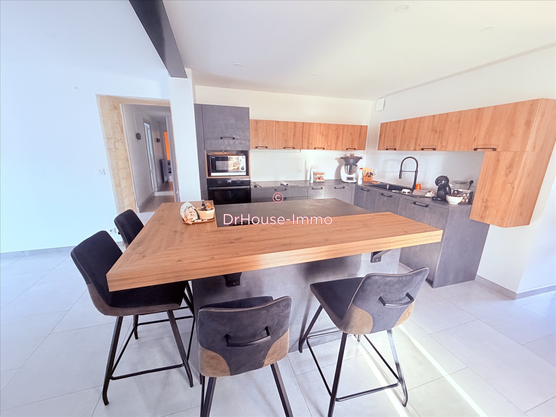 Maison à vendre, 260m², Saint-Laurent-Médoc