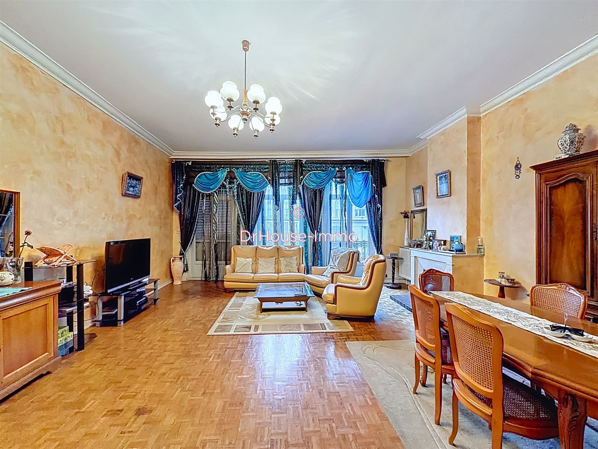 Appartement à vendre, 149m², Saint-Étienne