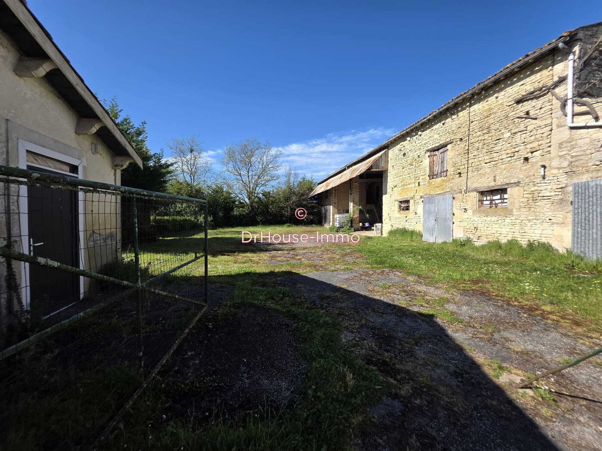 Maison à vendre, 137m², La Grève-sur-Mignon