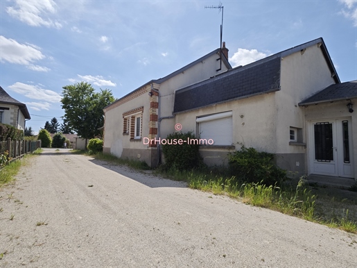 Maison 11 pièces 390 m² · à Neuville-aux-Bois · 390 m² · 235 000 €