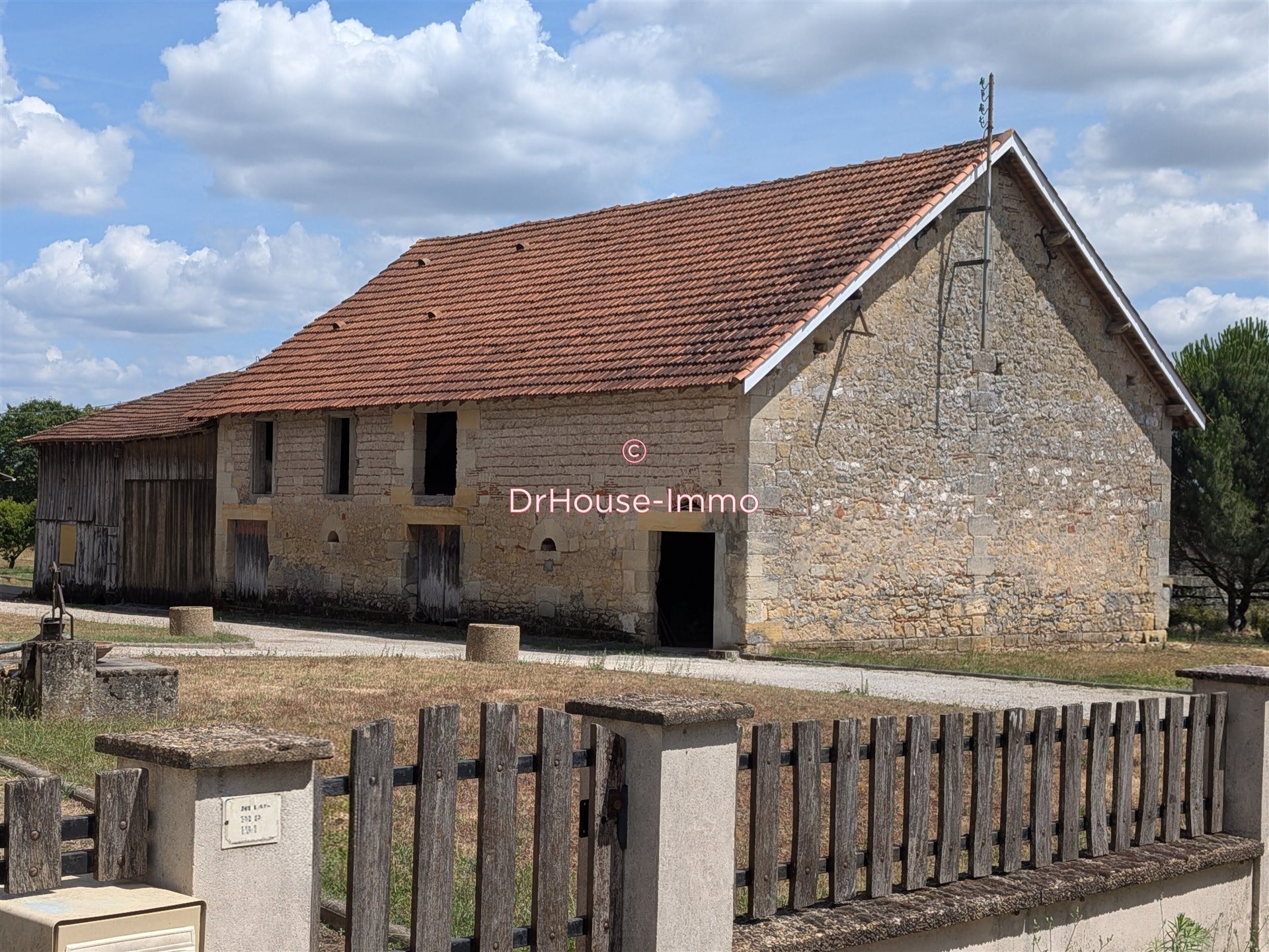 Maison à vendre, 126m², Saint-Pierre-d'Eyraud