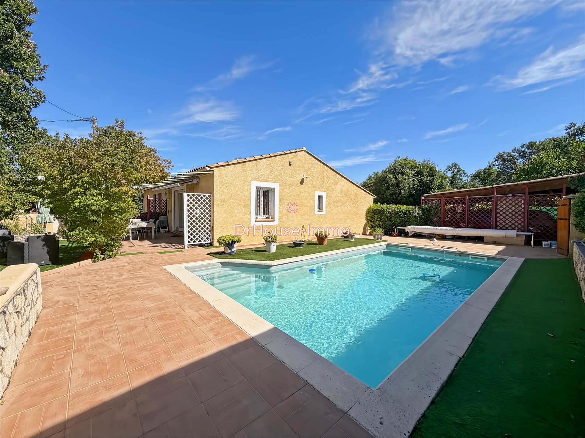 Maison à vendre, 101m², Brignoles