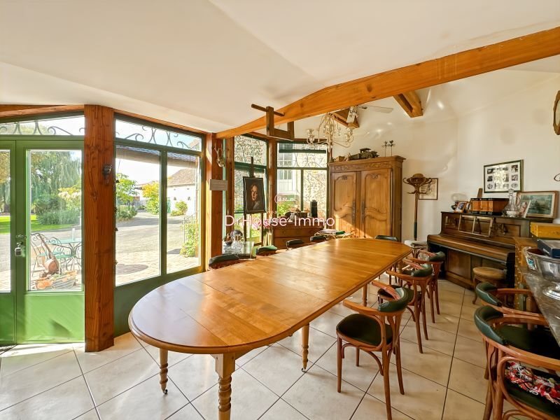 Maison à vendre, 242m², Saint-Cosme-en-Vairais