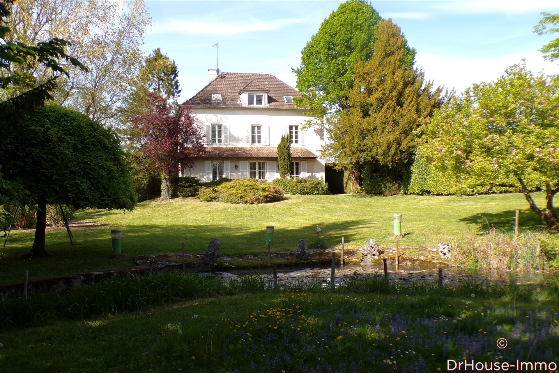 Maison à vendre, 212m², Ladoix-Serrigny