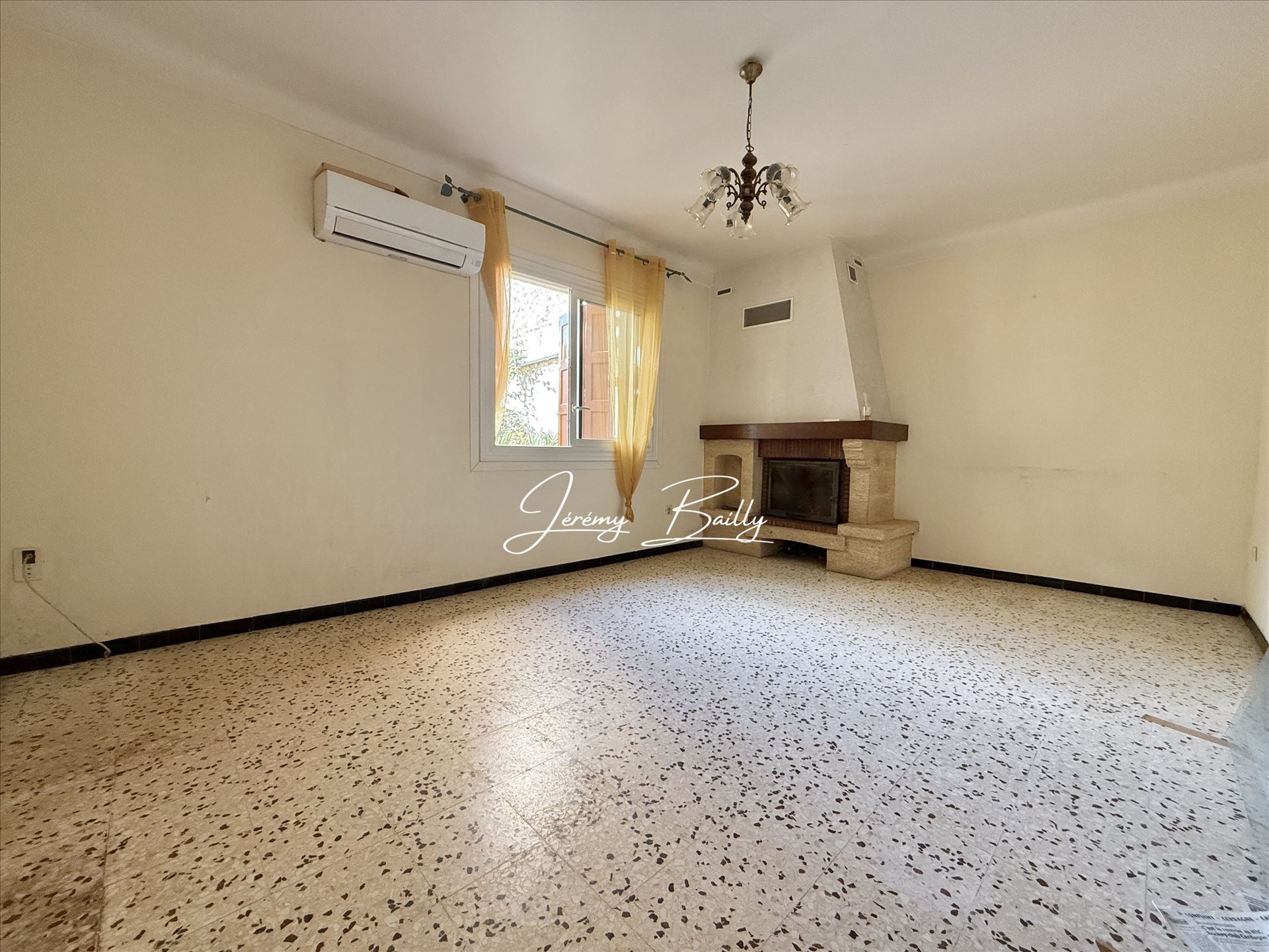 Maison à vendre, 250m², Villeneuve-la-Rivière