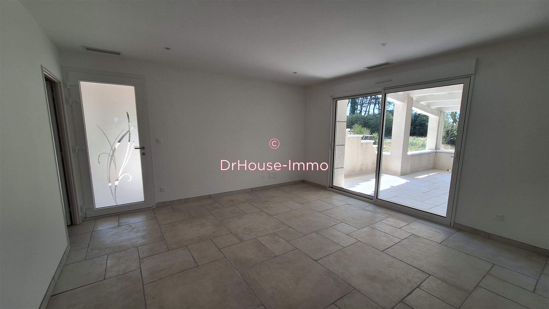 Maison à louer, 93m², Noves